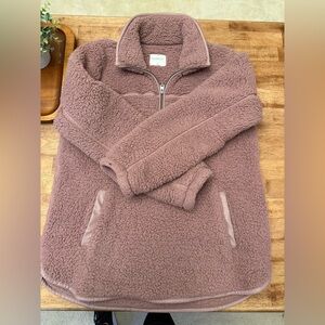 Abercrombie & Fitch Sherpa Pullover Mauve - Size XL